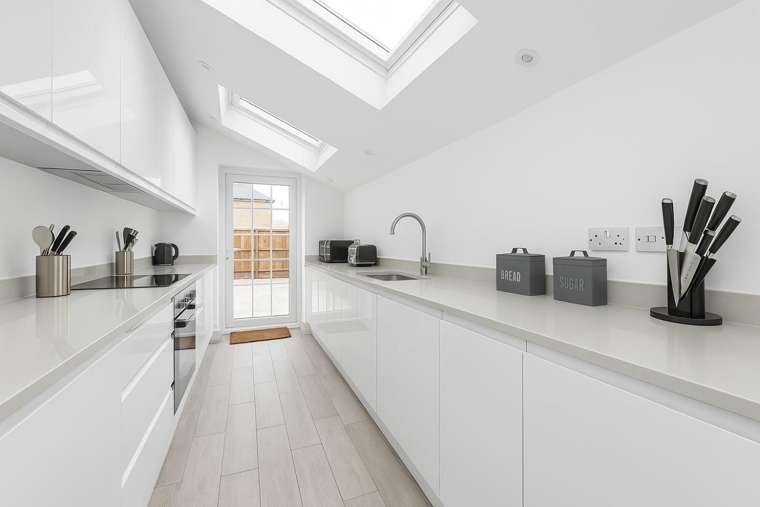 Bright Private Rooms - Peaceful Morden Location ลอนดอน ภายนอก รูปภาพ
