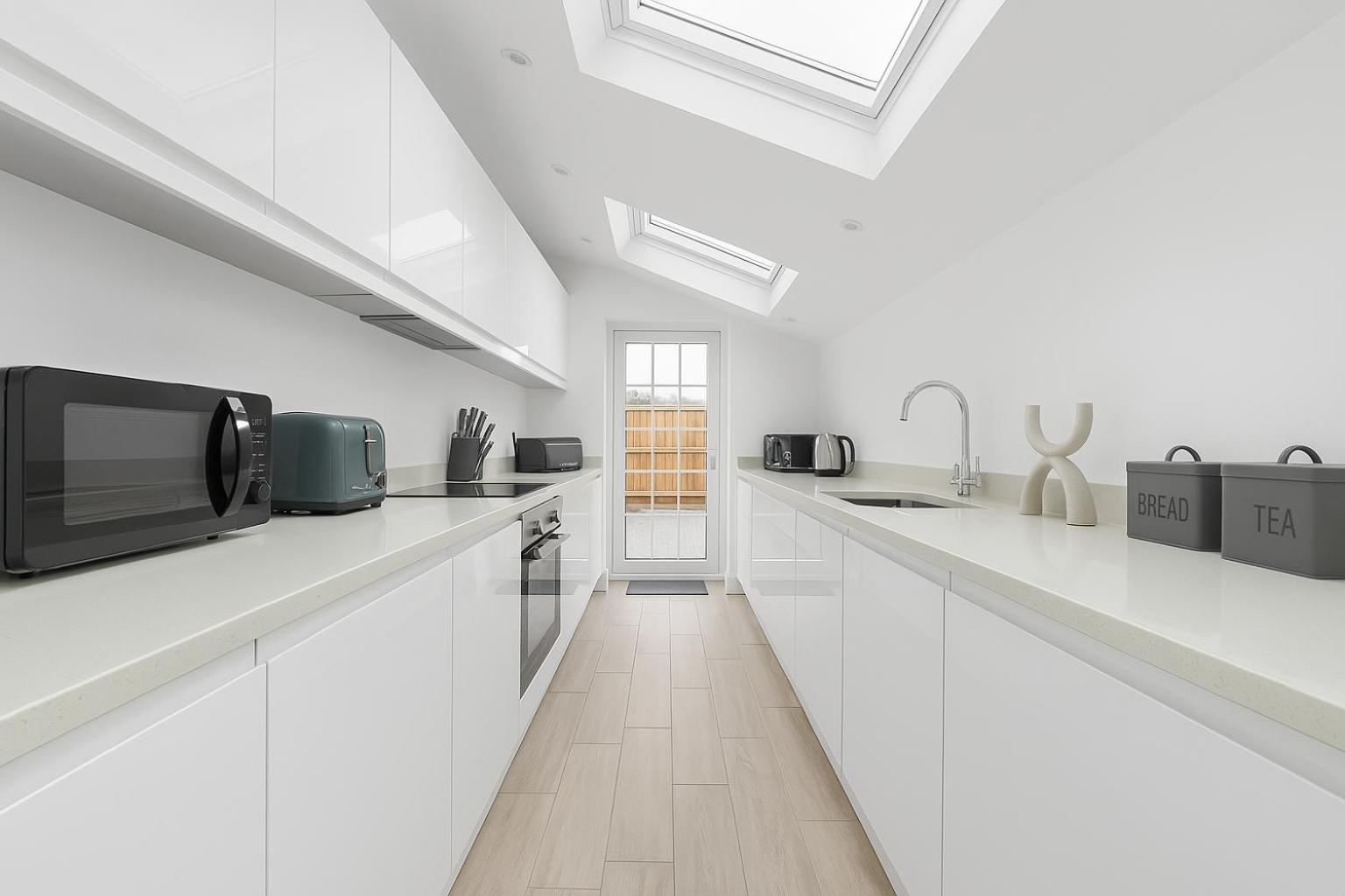 Bright Private Rooms - Peaceful Morden Location ลอนดอน ภายนอก รูปภาพ